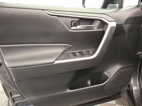 Certified 2021 Toyota RAV4 XLE image 10