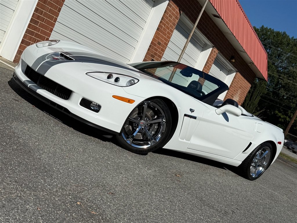 Used 2013 Chevrolet Corvette Grand Sport w/ 4LT Preferred Equipment Group RWD image 10