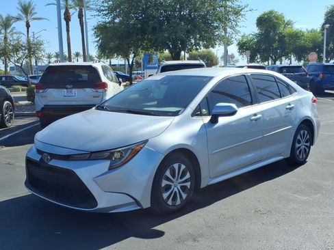 Certified 2022 Toyota Corolla LE w/ Carpet Mat Package (TMS) FWD image 8
