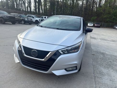 Used 2021 Nissan Versa SR w/ Convenience Package image 1
