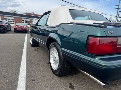 Used 1990 Ford Mustang LX RWD image 12