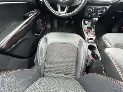 Used 2020 Jeep Compass Trailhawk w/ Advanced Safety Group AWD/4WD image 13