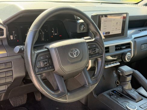 Used 2026 Toyota Tacoma SR5 RWD image 17