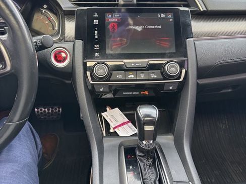 Used 2018 Honda Civic Sport Touring image 3