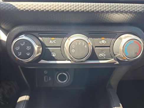 Used 2024 Nissan Kicks S FWD image 14