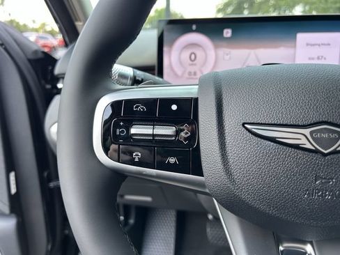 New 2026 Genesis GV70 2.5T Advanced w/ G1 Accessory Package AWD/4WD image 34