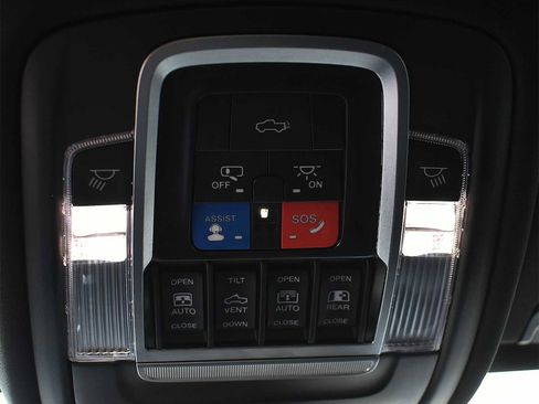 Used 2022 RAM 1500 Limited image 35