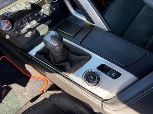 Used 2019 Chevrolet Corvette Stingray Coupe RWD image 33
