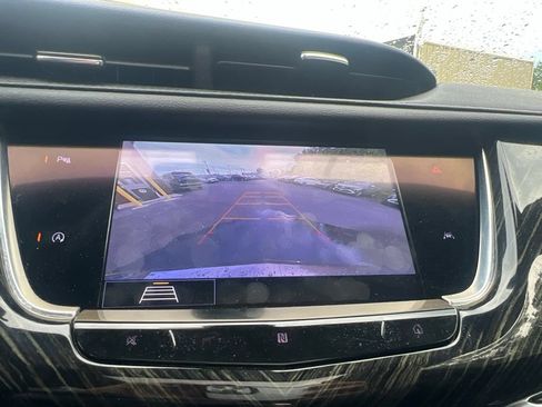 Used 2020 Cadillac XT6 Premium Luxury FWD image 14