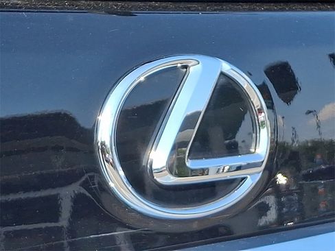 Used 2019 Lexus GX 460 image 30