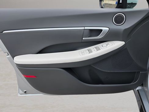 New 2026 Hyundai Sonata SEL FWD image 12