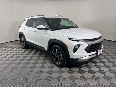 Certified 2025 Chevrolet TrailBlazer LT image 14