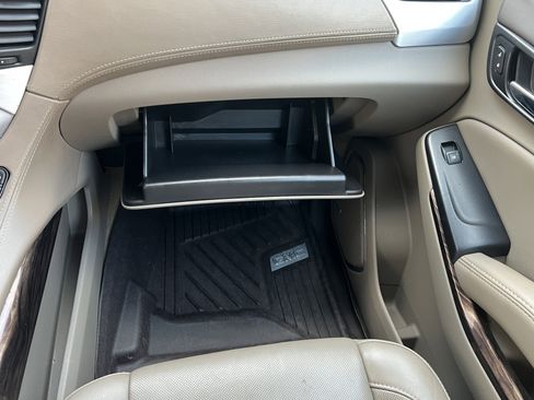 Used 2018 GMC Yukon XL SLT w/ HD Trailering Package image 37