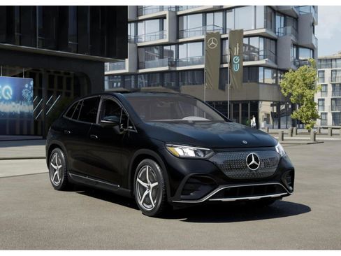 New 2025 Mercedes-Benz EQE 500 4MATIC SUV image 10