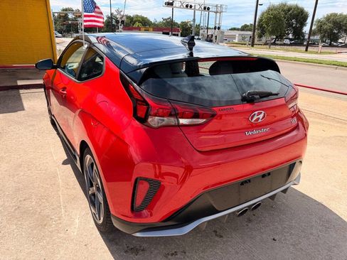 Used 2019 Hyundai Veloster Turbo Ultimate FWD image 3
