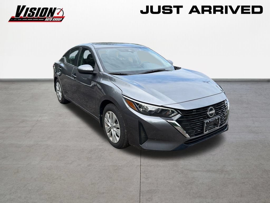 Used 2025 Nissan Sentra S FWD image 3