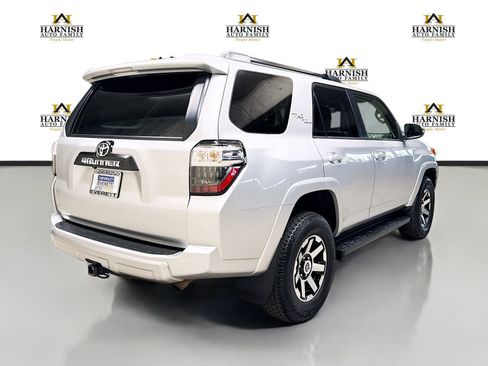 Used 2024 Toyota 4Runner TRD Off-Road Premium AWD/4WD image 5