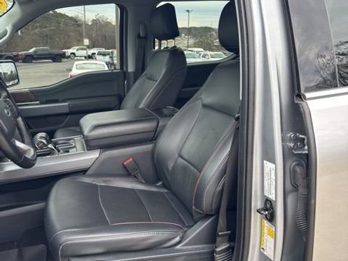 Used 2022 Ford F150 Lariat image 9