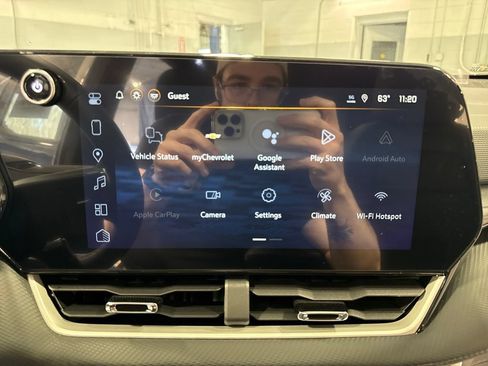 New 2026 Chevrolet Equinox LT w/ Convenience Package II AWD/4WD image 15
