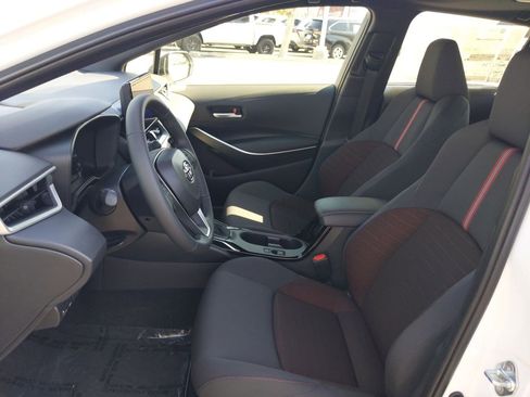 Used 2023 Toyota Corolla SE w/ SE Premium Package image 15