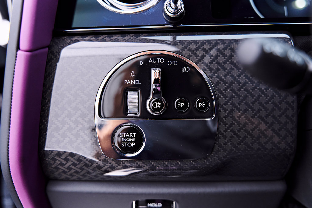 Used 2025 Rolls-Royce Cullinan Black Badge AWD/4WD image 66