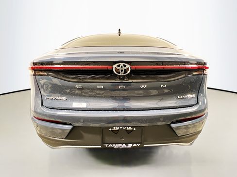 Used 2026 Toyota Crown AWD/4WD image 6