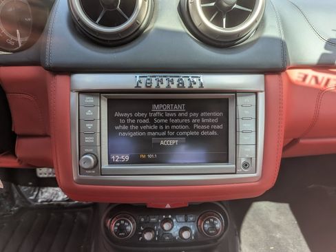 Used 2013 Ferrari California RWD image 25