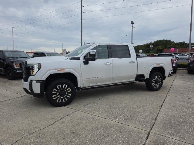 Used 2025 GMC Sierra 2500 Denali Ultimate AWD/4WD image 1