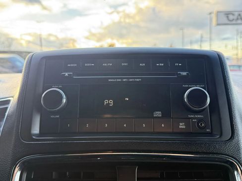 Used 2015 Dodge Grand Caravan SE w/ Quick Order Package 29E SE image 34