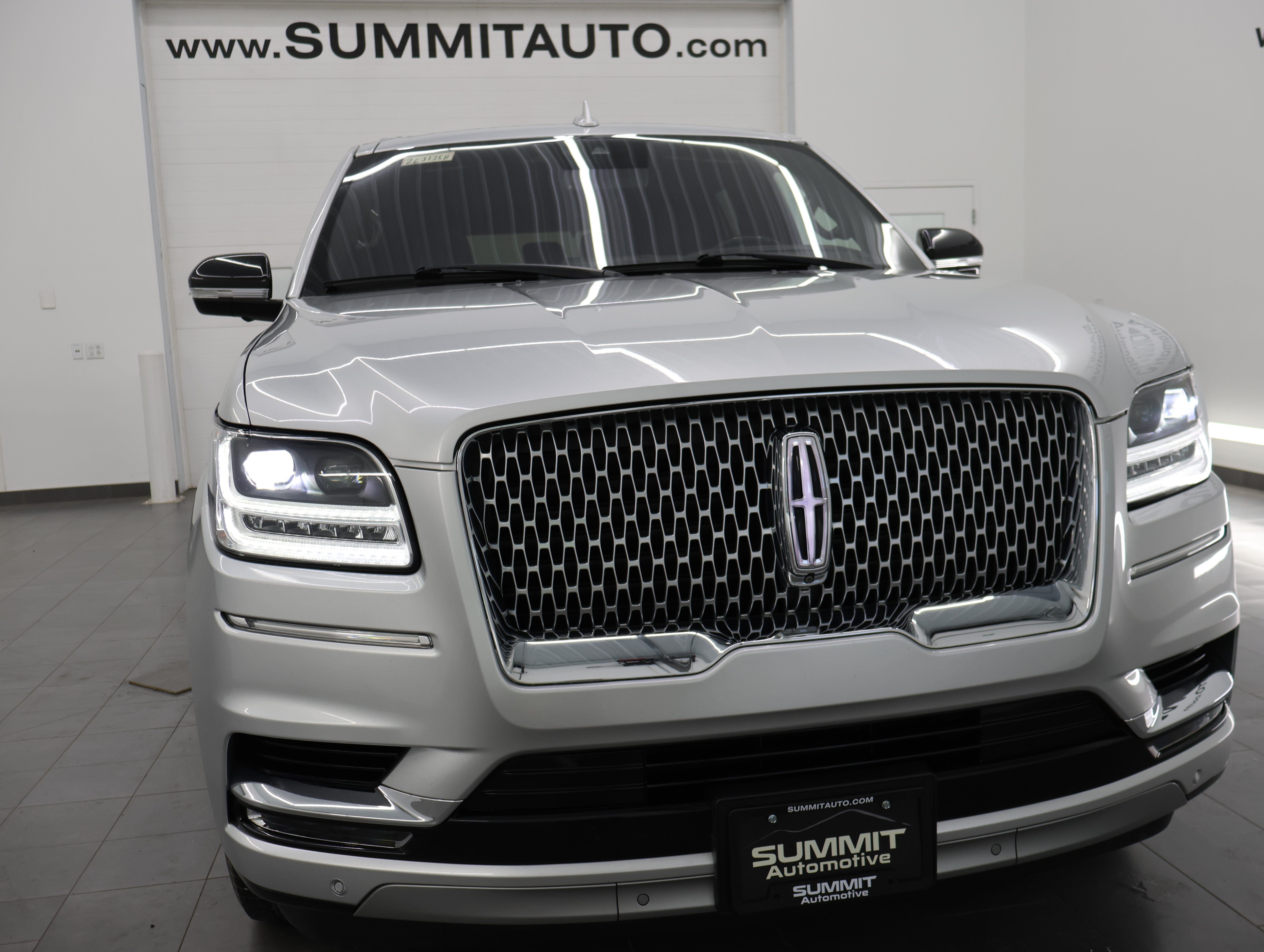 Used 2019 Lincoln Navigator Reserve w/ Cargo Package AWD/4WD image 24
