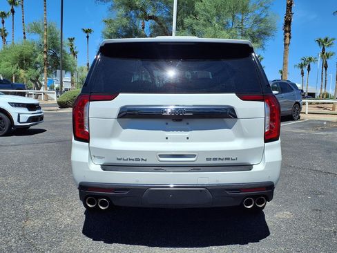 Used 2024 GMC Yukon Denali Ultimate AWD/4WD image 6