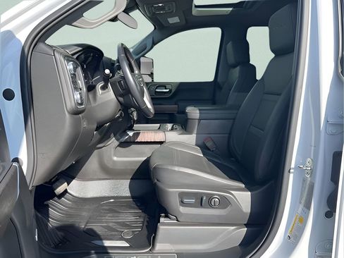 Used 2022 GMC Sierra 3500 Denali AWD/4WD image 10