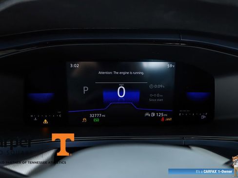 Used 2023 Volkswagen Taos SE w/ Panoramic Sunroof Package image 27