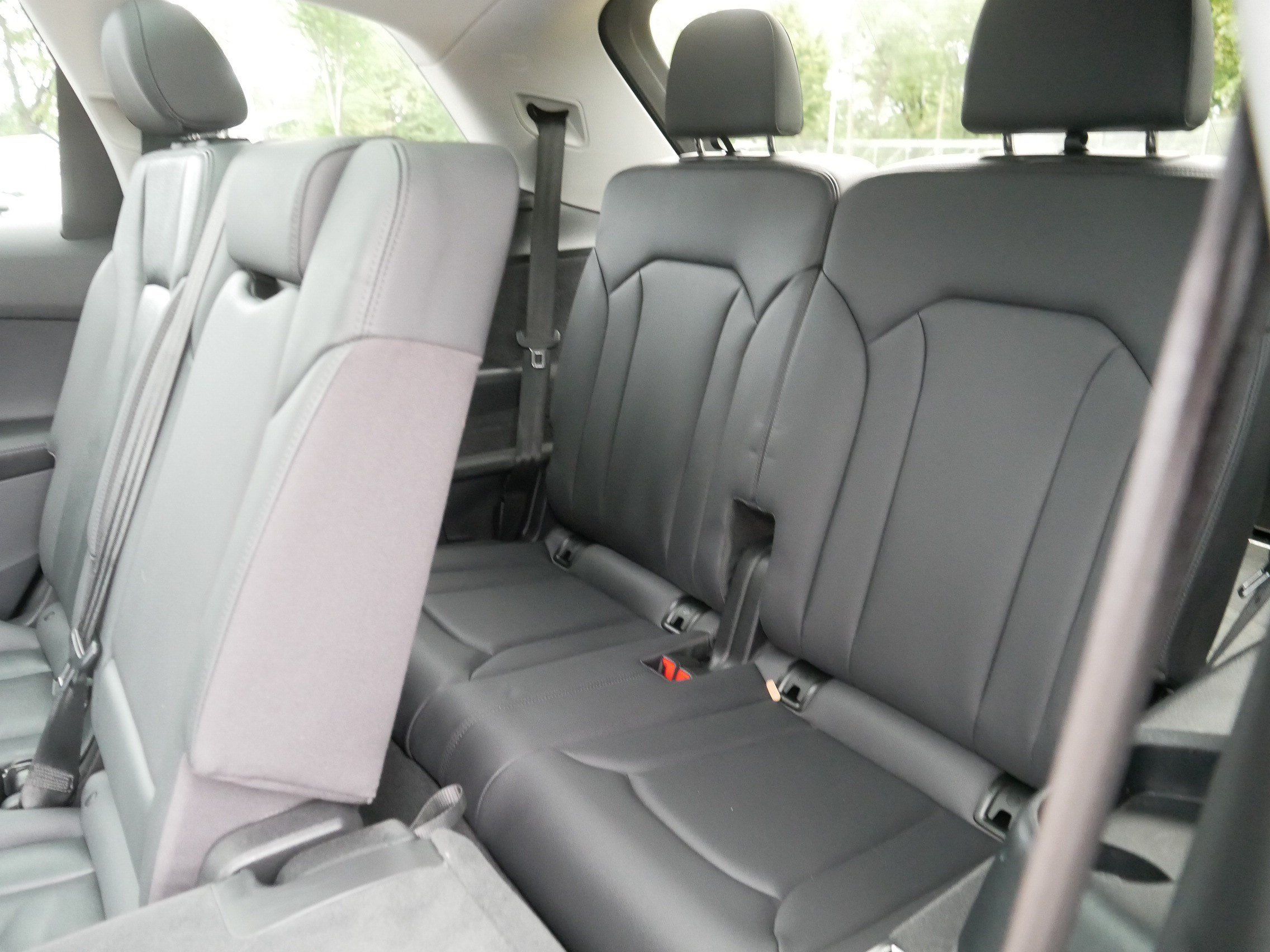 Used 2023 Audi Q7 3.0T Premium Plus AWD/4WD image 36