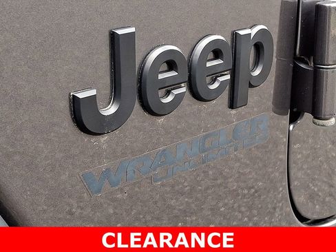 Used 2021 Jeep Wrangler Unlimited Sport image 27