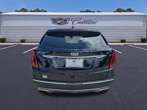 Used 2022 Cadillac XT5 Premium Luxury w/ Platinum Package AWD/4WD image 5