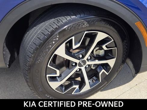 Certified 2024 Kia Sportage EX FWD image 6