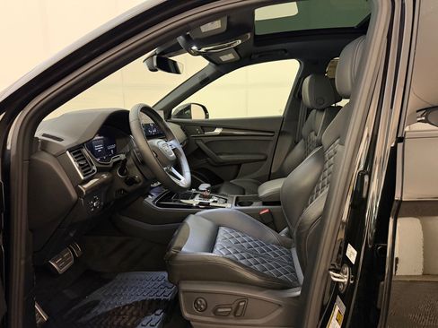 Used 2023 Audi SQ5 Premium Plus w/ Premium Plus Package image 5