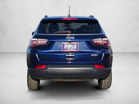 Used 2018 Jeep Compass Latitude w/ Popular Equipment Group image 6