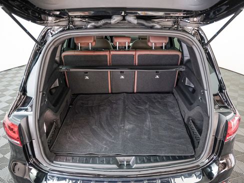 Certified 2022 Mercedes-Benz GLB 250 4MATIC image 8