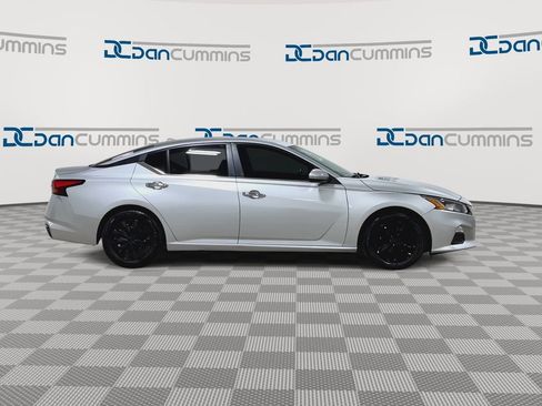 Used 2019 Nissan Altima 2.5 S FWD image 9