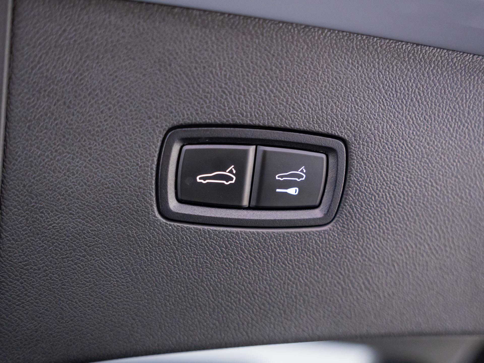Used 2023 Porsche Cayenne Turbo GT AWD/4WD image 32