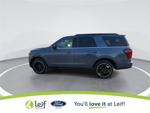 Used 2023 Ford Expedition Limited image 6