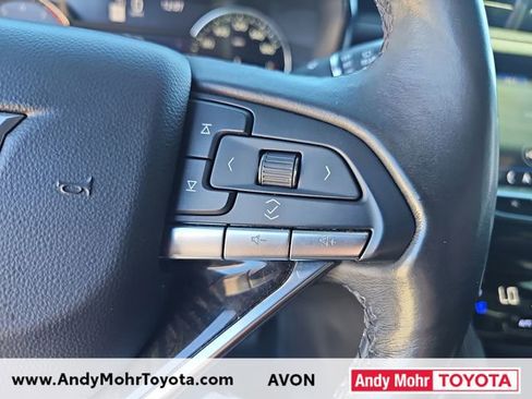 Used 2022 Cadillac XT6 Premium Luxury AWD/4WD image 17