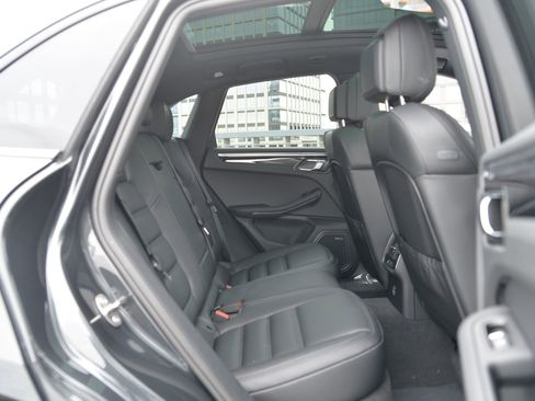 New 2026 Porsche Macan S AWD/4WD image 19