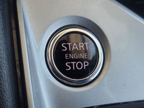 Used 2024 Nissan Altima 2.5 SR FWD image 12