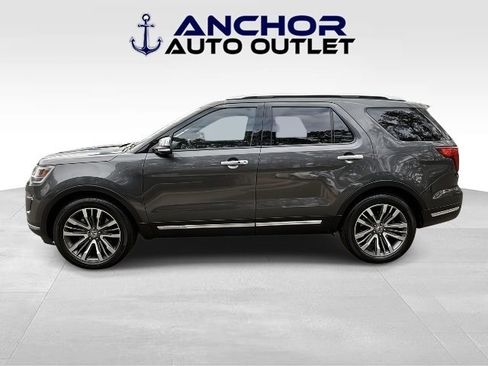 Used 2018 Ford Explorer Platinum image 5