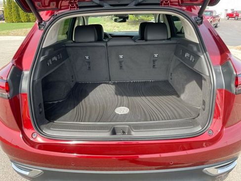 Used 2023 Buick Envision Essence FWD image 19