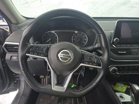 Used 2019 Nissan Altima 2.5 SR w/ SR Premium Package FWD image 4