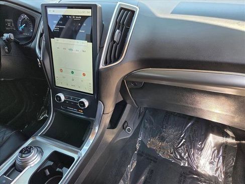 Used 2024 Ford Edge Titanium AWD/4WD image 20